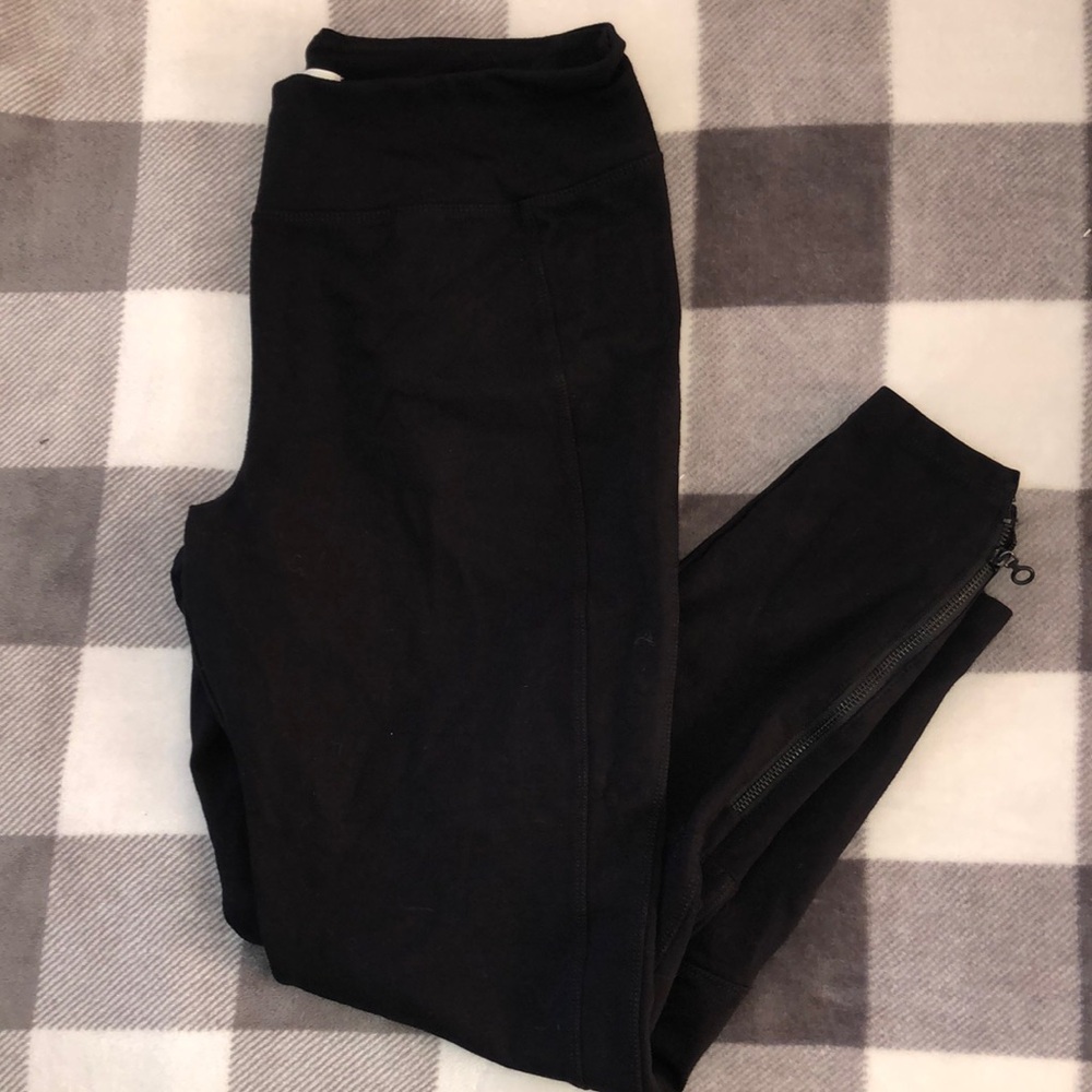 Mudd High-Rise Ponte Leggings